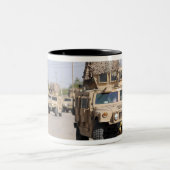 Tasse 2 Couleurs Sécurité de Humvee pendant une patrouille (Centre)