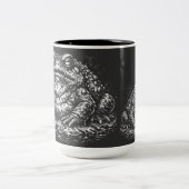 Tasse 2 Couleurs Sigil du Crapaud Hanté par BurnsInHell (Centre)