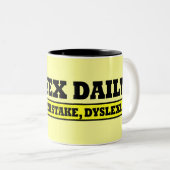Tasse 2 Couleurs Signe dyslexique drôle (Devant droit)