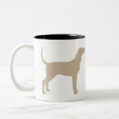 Tasse 2 Couleurs Silhouette de Coonhound (bronzez) (Gauche)