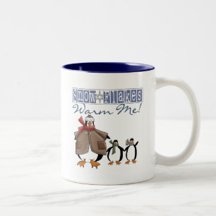 Tasse 2 Couleurs Snowflakes Warm Me Tshirts et cadeaux de vacances