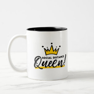 Tasse 2 Couleurs Social Distance Queen - Covid 19