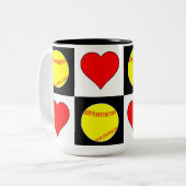 Tasse 2 Couleurs Softballs & Coeurs Motif Cute Fastpitch Softball (Devant gauche)