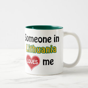 Tasse 2 Couleurs Someone in Lithuania loves me