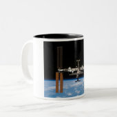 Tasse 2 Couleurs Station Spatiale Internationale -- Vu de (Devant gauche)