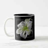 Tasse 2 Couleurs Stunning White Lily Fractal Art Black (Gauche)