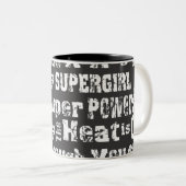 Tasse 2 Couleurs Supergirl texte désorganisé (Devant droit)