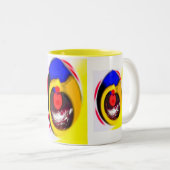 Tasse 2 Couleurs Surprise de l'oeuf (Devant droit)