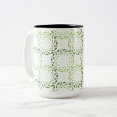 Tasse 2 Couleurs Swirling green leaf pattern (Devant gauche)
