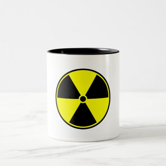Tasse 2 Couleurs Symbole de matériel radioactif (Centre)