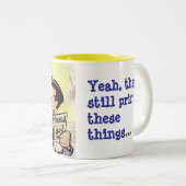 Tasse 2 Couleurs "Tasse de dimanche Funnies de la norme" (Devant droit)