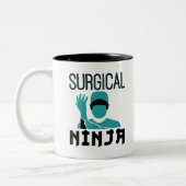 Tasse 2 Couleurs Technologue en chirurgie Ninja Scrub Tech (Gauche)
