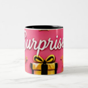 Tasse 2 Couleurs Titre : Autocollant de boîte cadeau rose "Surprise