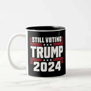 Tasse 2 Couleurs Toujours votant Trump 2024 Drapeau américain patri