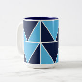 Tasse 2 Couleurs Triangle géométrique bleu de la marine bleue (Devant gauche)