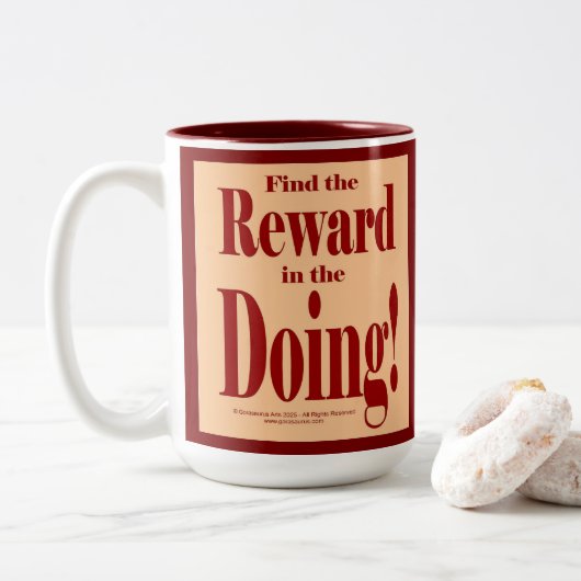 Tasse 2 Couleurs Trouvez la récompense dans l'action (Avec donut)