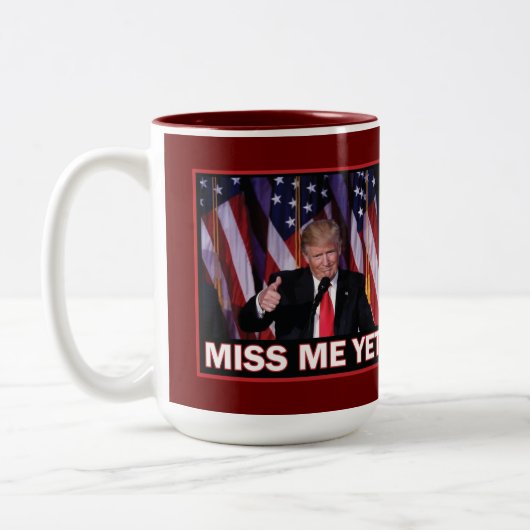 Tasse 2 Couleurs Trump 2024 me manque encore (Gauche)