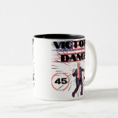 Tasse 2 Couleurs Trump Victory Dance (Devant droit)
