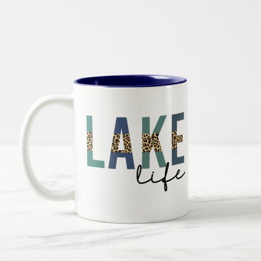 Tasse 2 Couleurs Typographie d'impression de Lake Life Cheetah (Gauche)