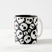 Tasse 2 Couleurs Un crâne amoureux (Devant droit)