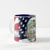 TASSE 2 COULEURS UN DIEU BÉNISSENT L'AMÉRIQUE EAGLE (Devant gauche)
