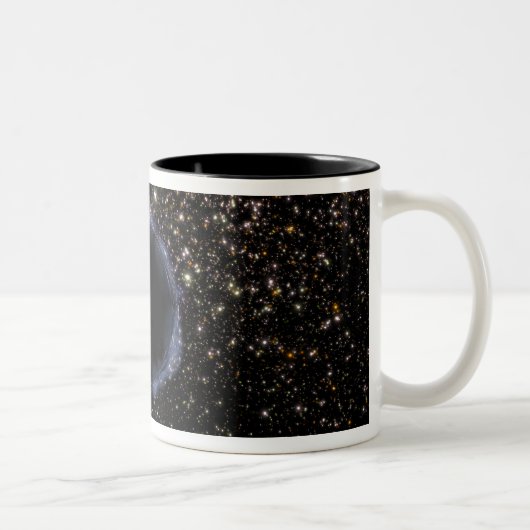 Tasse 2 Couleurs Un trou noir dans une grappe globale (Droit)