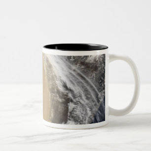 Tasse 2 Couleurs Une tempête de poussière d'Asiatique croise le
