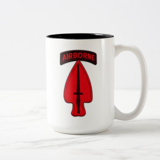 Tasse 2 Couleurs usasoc special ops sof operations command veterans (Droit)