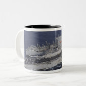 Tasse 2 Couleurs USS Kearsarge (Devant gauche)