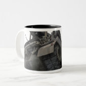 Tasse 2 Couleurs Véhicule de récupération Hercules M88A2 (Devant gauche)