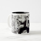 Tasse 2 Couleurs Vendeur de journal, c.1960 (Devant gauche)