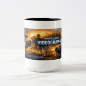 Tasse 2 Couleurs Videographer with action (Centre)