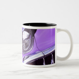 Tasse 2 Couleurs Voiture classique : Chevrolet avec capot en flamme