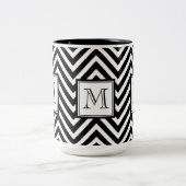 TASSE 2 COULEURS VOTRE MONOGRAMME, CHEVRON NOIR (Centre)