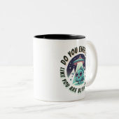 Tasse 2 Couleurs Vous sentez-vous surveillé ? Poisson (Devant droit)