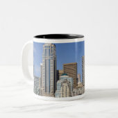 Tasse 2 Couleurs WA, Seattle, Seattle, skyline avec ferry boat (Devant gauche)
