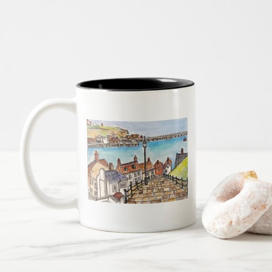 Tasse 2 Couleurs Whitby, Angleterre (Avec donut)