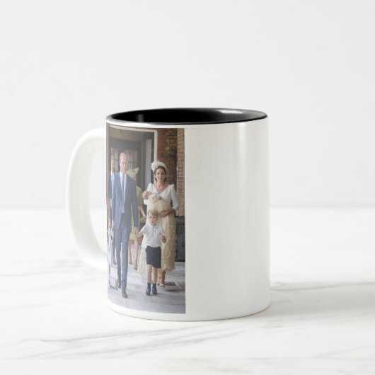 Tasse 2 Couleurs William, Kate et les enfants (Devant gauche)