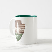Tasse 2 Couleurs Yellowstone National Park Old Faithful Arrowhead (Devant gauche)