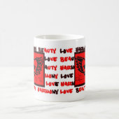 Tasse à ailes de graffiti de coeur (Centre)