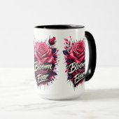 Tasse à café à deux tons Rose Fleurir sans peur (Devant droit)