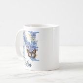 Tasse à café à monogramme floral bleu de 11 oz (Devant gauche)