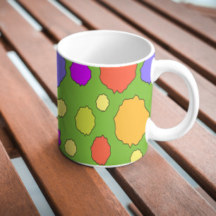 Tasse à café à pois colorés vifs et audacieux
