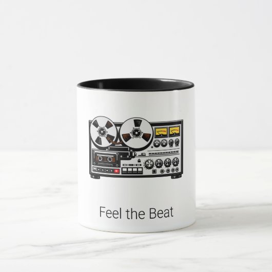 Tasse à café avec cassette audio rétro Feel the Be (Centre)