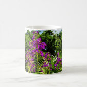 Tasse à café avec des fleurs violettes (Centre)