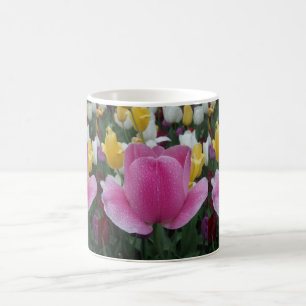 Tasse à café blanche fleur de tulipe rose