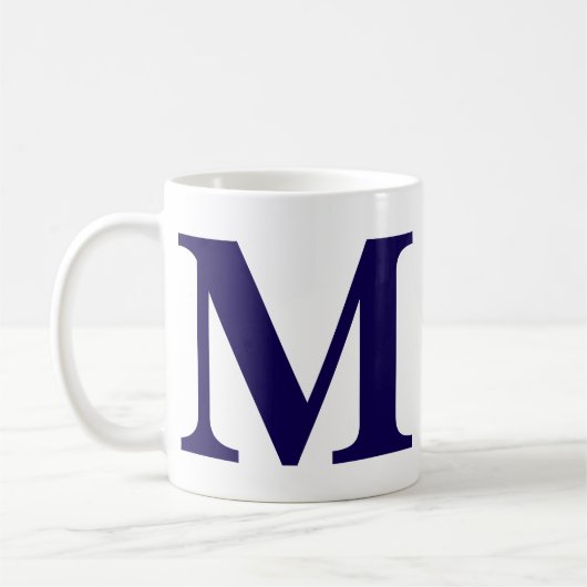 Tasse à café bleu moderne avec monogramme initial  (Gauche)