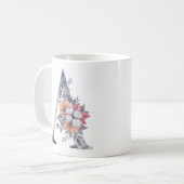 Tasse à café en aquarelle bleue florale Monogramme (Devant gauche)