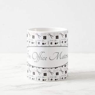 Tasse à café en matériel de bureau