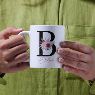 tasse à café florale aquarelle lettre b